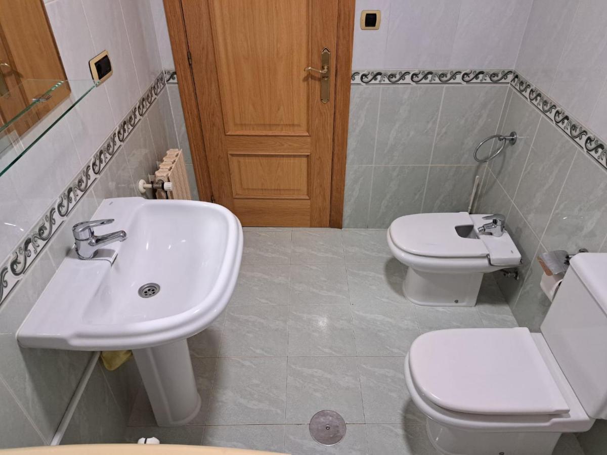 Piso Millenium Apartment Ourense Luaran gambar
